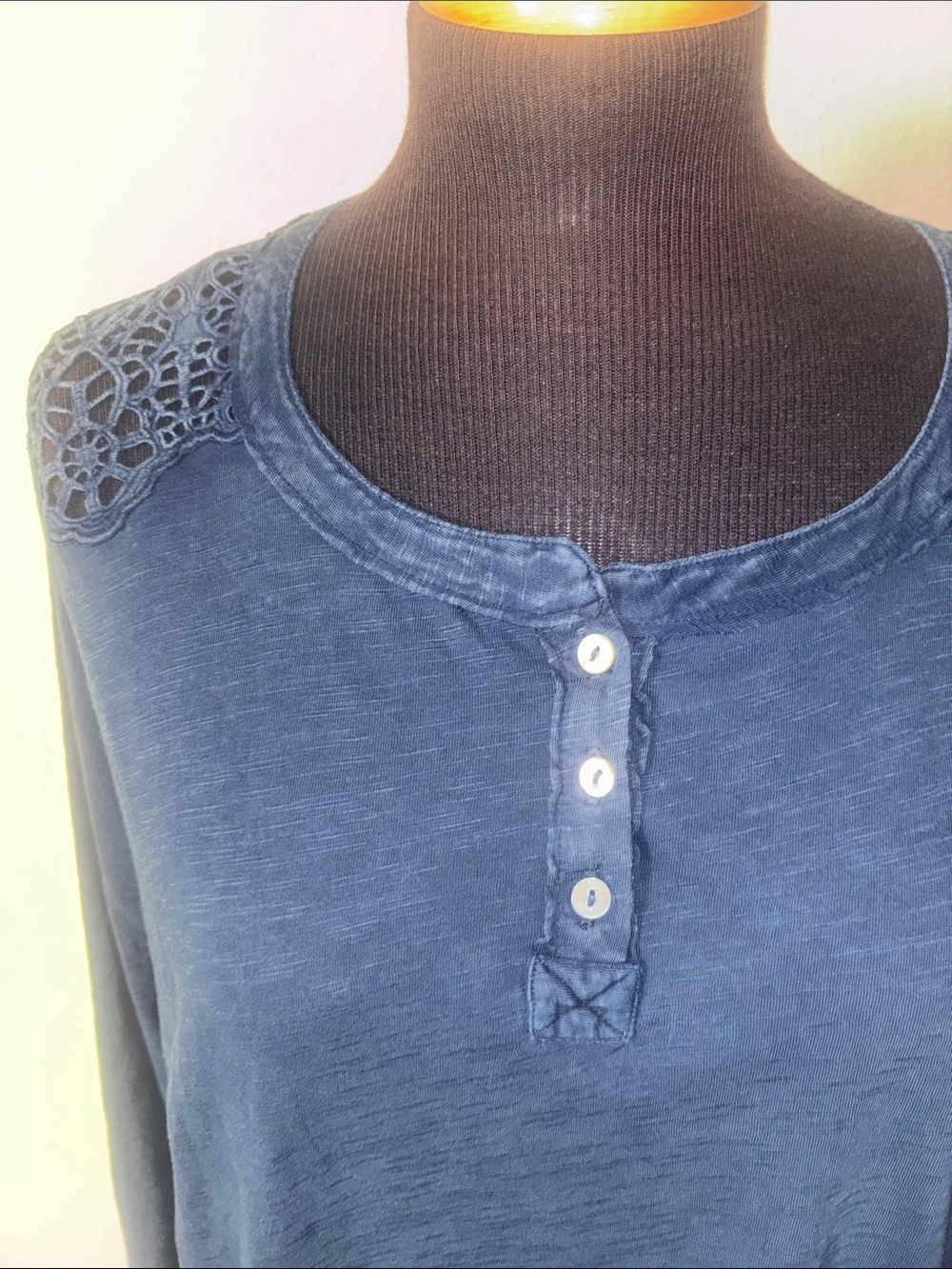 Lucky Brand Pullover Lace Trimmed Top size XL - Picture 2 of 9
